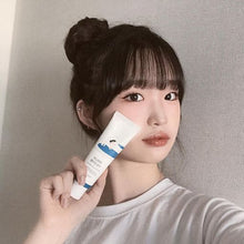 Cargar imagen en el visor de la galería, Round Lab Birch Juice Moisturizing Sunscreen SPF 50+ PA++++ 50 ML