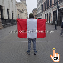 Cargar imagen en el visor de la galería, Bandera de Perú 135x85cm de Tela Lanilla Buena Calidad Con o Sin Escudo