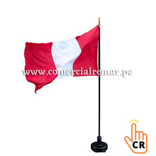 Cargar imagen en el visor de la galería, Bandera de Perú Estandarte para Exteriores e Inmuebles con Base y Asta de Madera