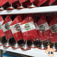 Cargar imagen en el visor de la galería, Bandera de Perú para Escritorio con Base y Asta de Aluminio