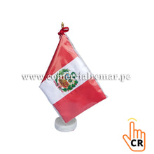 Cargar imagen en el visor de la galería, Bandera de Perú para Escritorio Bordada con Base de Onix y Asta de Bronce
