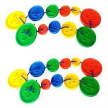 Cargar imagen en el visor de la galería, Enhebrado de Botones con Pasado Juego Didáctico en Bolsa