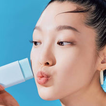 Cargar imagen en el visor de la galería, Tocobo Cotton Soft Sun Stick SPF50+ PA++++